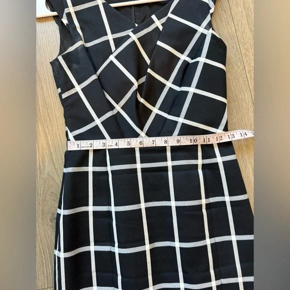 Karen Millen Windowpane Check Dress - Picture 9 of 12